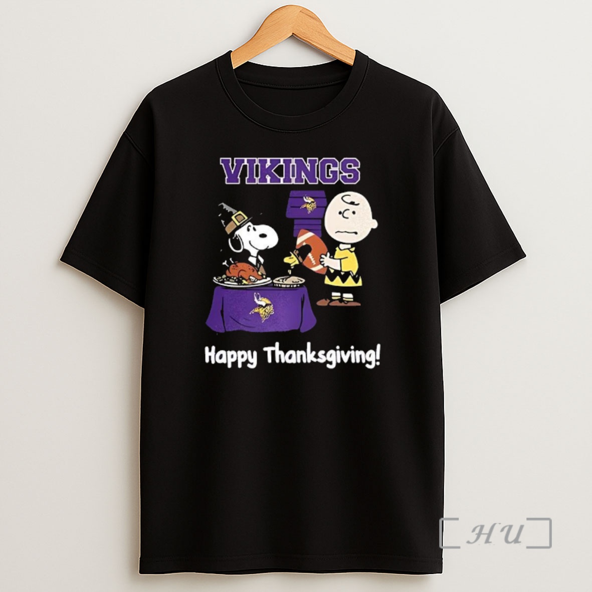 Officials Snoopy And Charlie Brown X Minnesota Vikings Football Happy Thanksgiving Premium Shirt Sweatshirt Tee