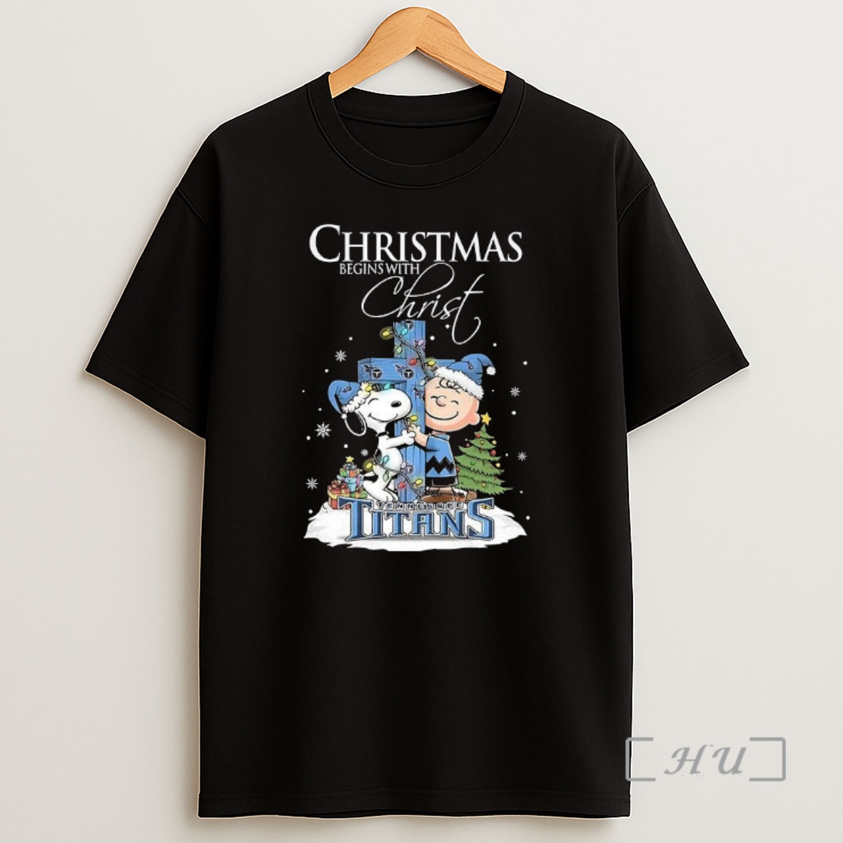 Officials Snoopy And Charlie Brown X Tennessee Titans Christmas Begins With Christ Cross Premium Shirt Sweatshirt Tee