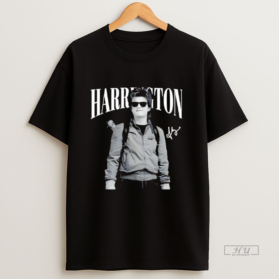 Officials Steve Harrington Signature Graphic Christmas Sweatshirt Tee