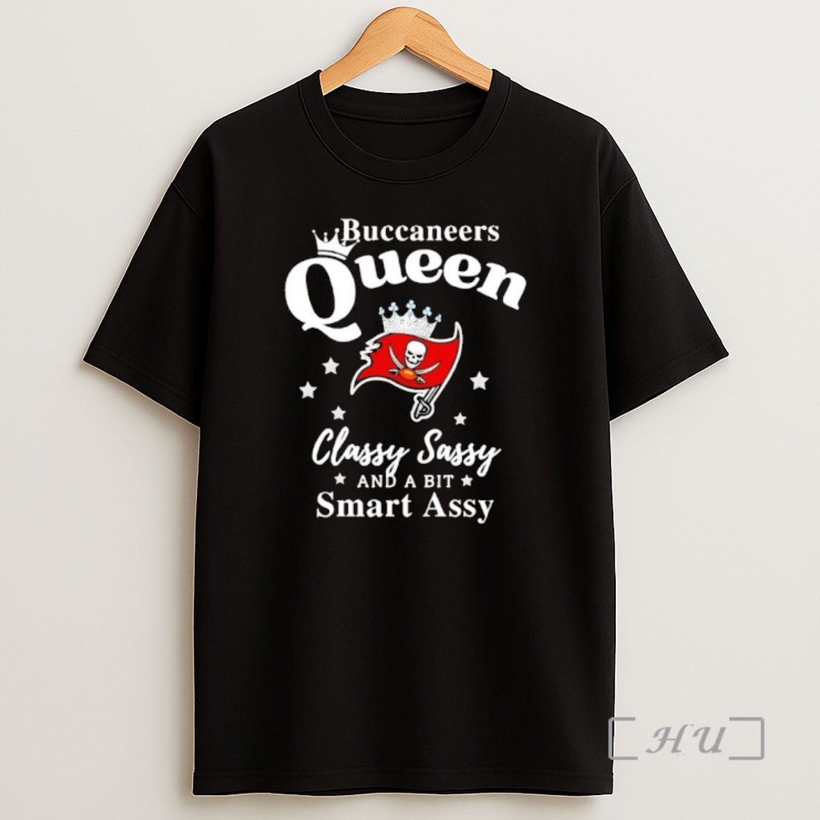 Officials Tampa Bay Buccaneers Queen Classy Sassy And A Bit Smart Assy Nfl Premium Shirt Sweatshirt Tee