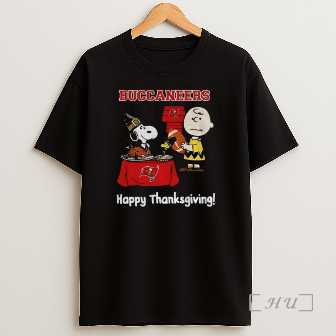 Officials Tampa Bay Buccaneers Thanksgiving With Snoopy And Charlie Brown Nfl Premium Shirt Sweatshirt Tee