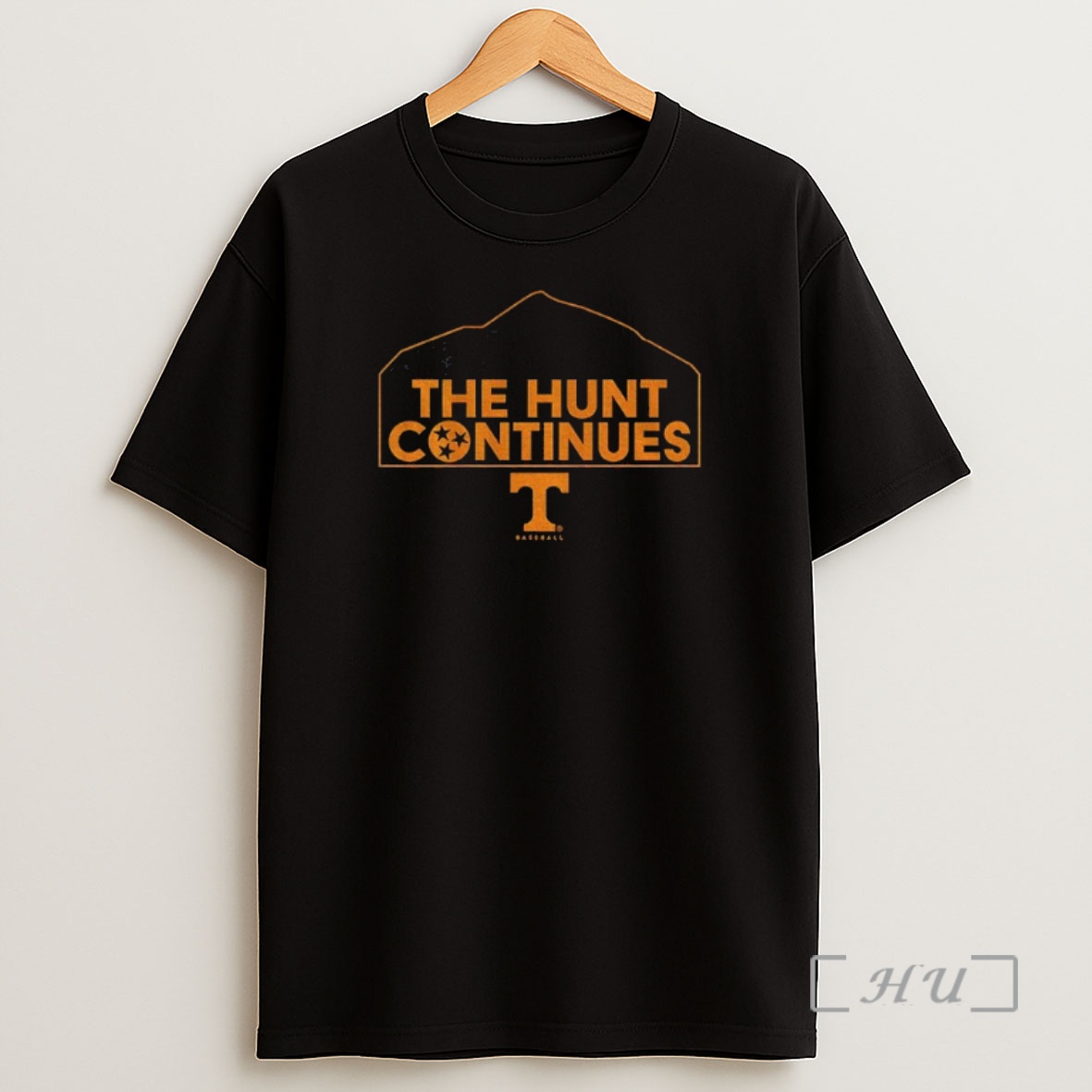 Officials Tennessee Volunteers Baseball The Hunt Continues Mountain Logo Premium Shirt Sweatshirt Tee