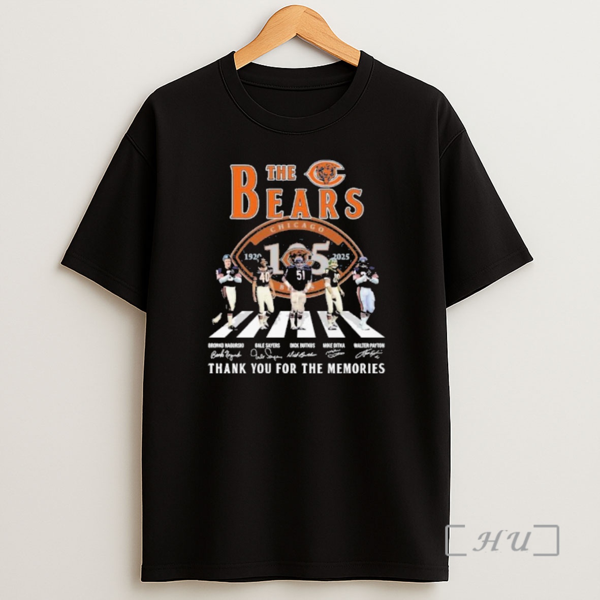 Officials The Chicago Bears Abbey Road 2025 Premium Shirt Sweatshirt Tee