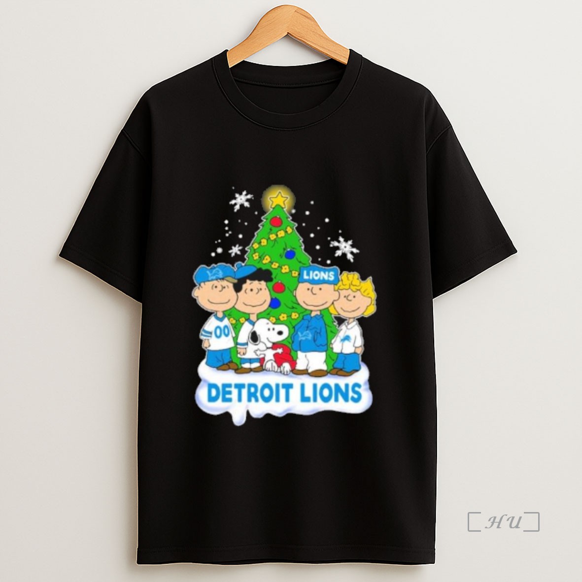 Officials The Peanuts Characters Detroit Lions Christmas 2025 Premium Shirt Sweatshirt Tee