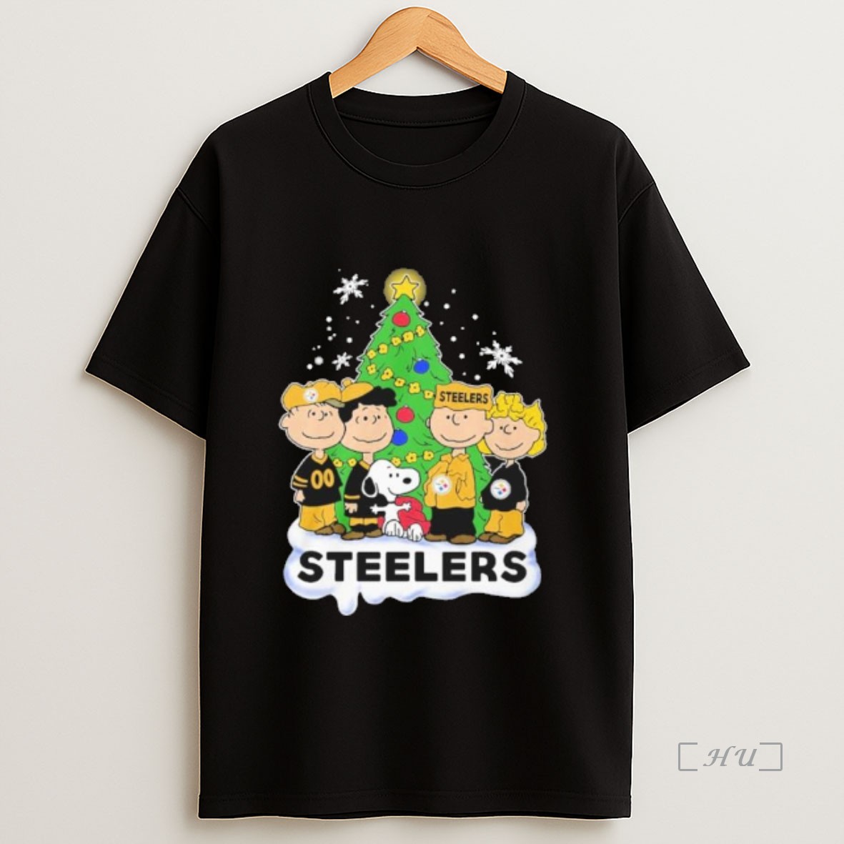 Officials The Peanuts Characters Pittsburgh Steelers Christmas 2025 Premium Shirt Sweatshirt Tee