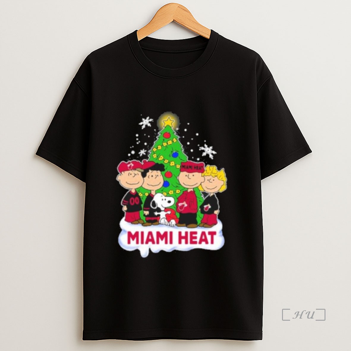 Officials The Peanuts Miami Heat Merry Christmas Premium Shirt Sweatshirt Tee