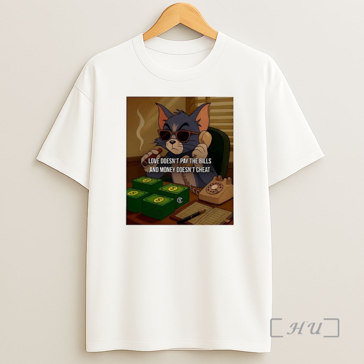 Officials Tom Love Doesnt Pay The Bills Premium Shirt Sweatshirt Tee