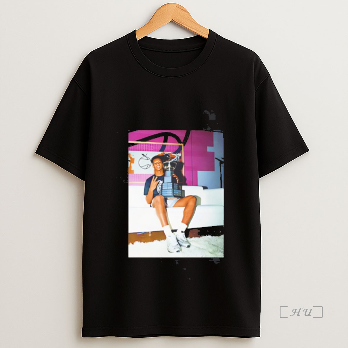 Officials Trey Pearson High Point Panthers Basketball Trophy Photo Premium Shirt Sweatshirt Tee