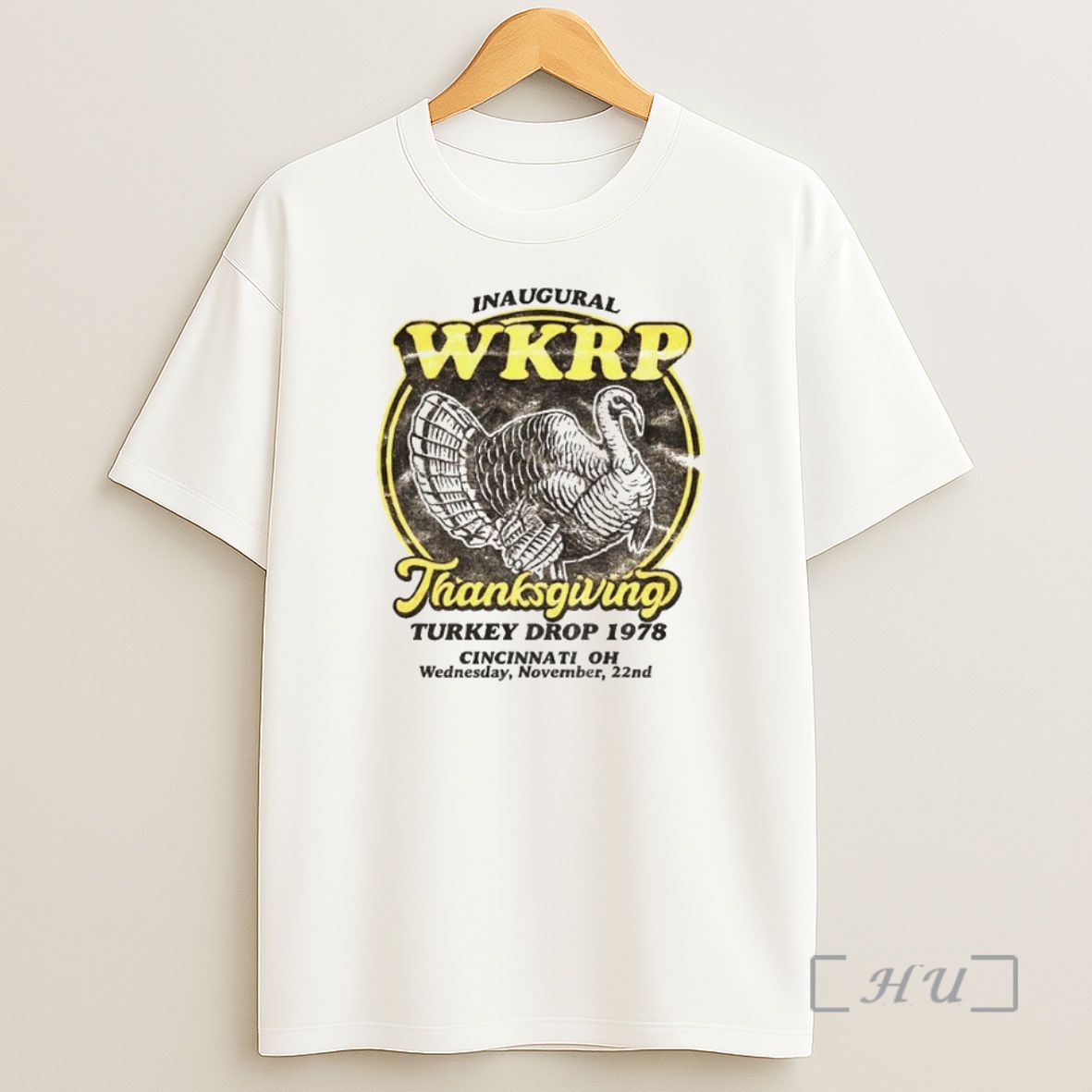 Officials Turkey Drop 1978 Inaugural Thanksgiving Cincinnati Turkey Premium Shirt Sweatshirt Tee