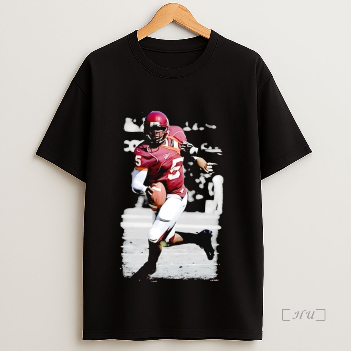 Officials Tyrod Taylor Running Virginia Tech Hokies Premium Shirt Sweatshirt Tee