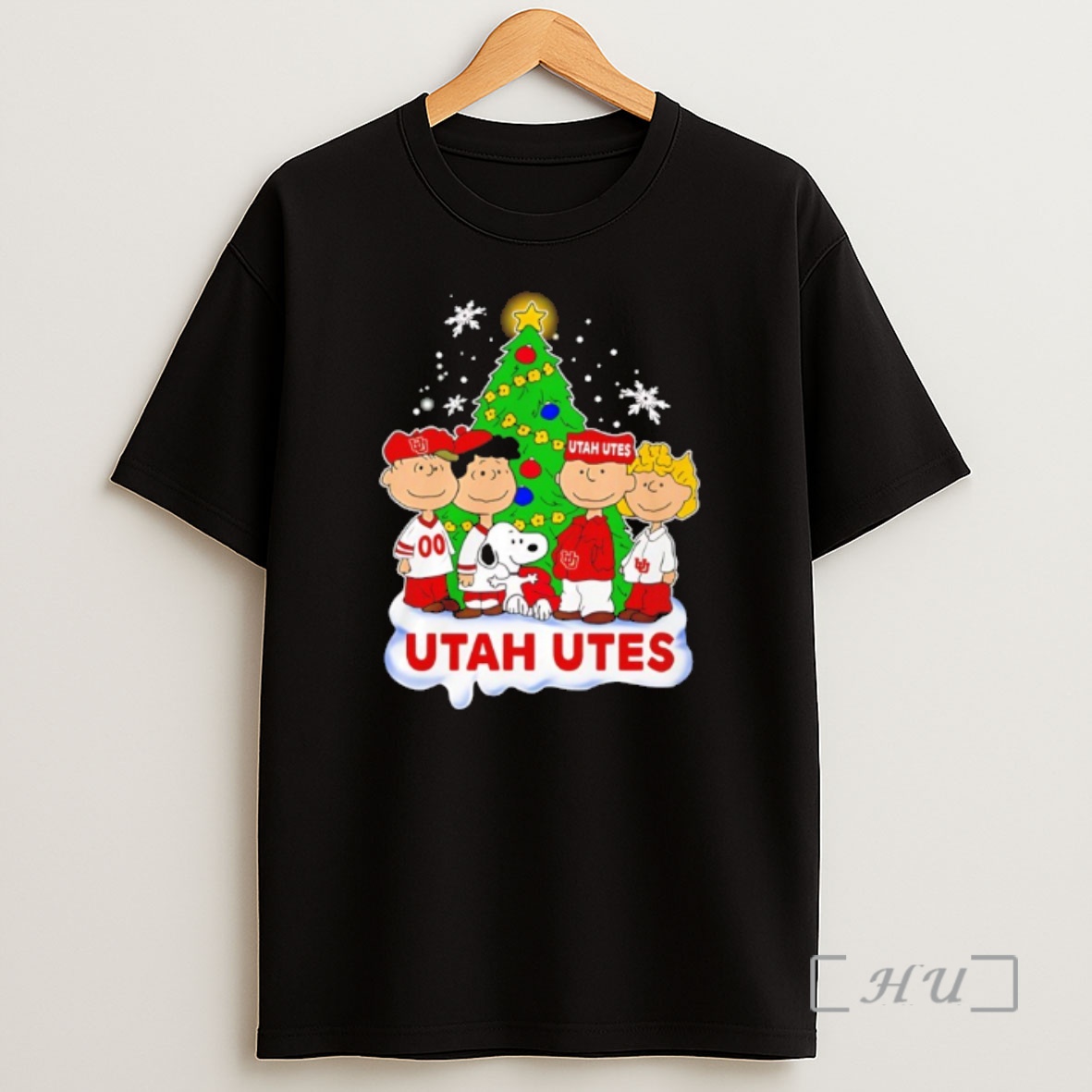 Officials Utah Utes Snoopy And The Peanuts Christmas 2025 Premium Shirt Sweatshirt Tee