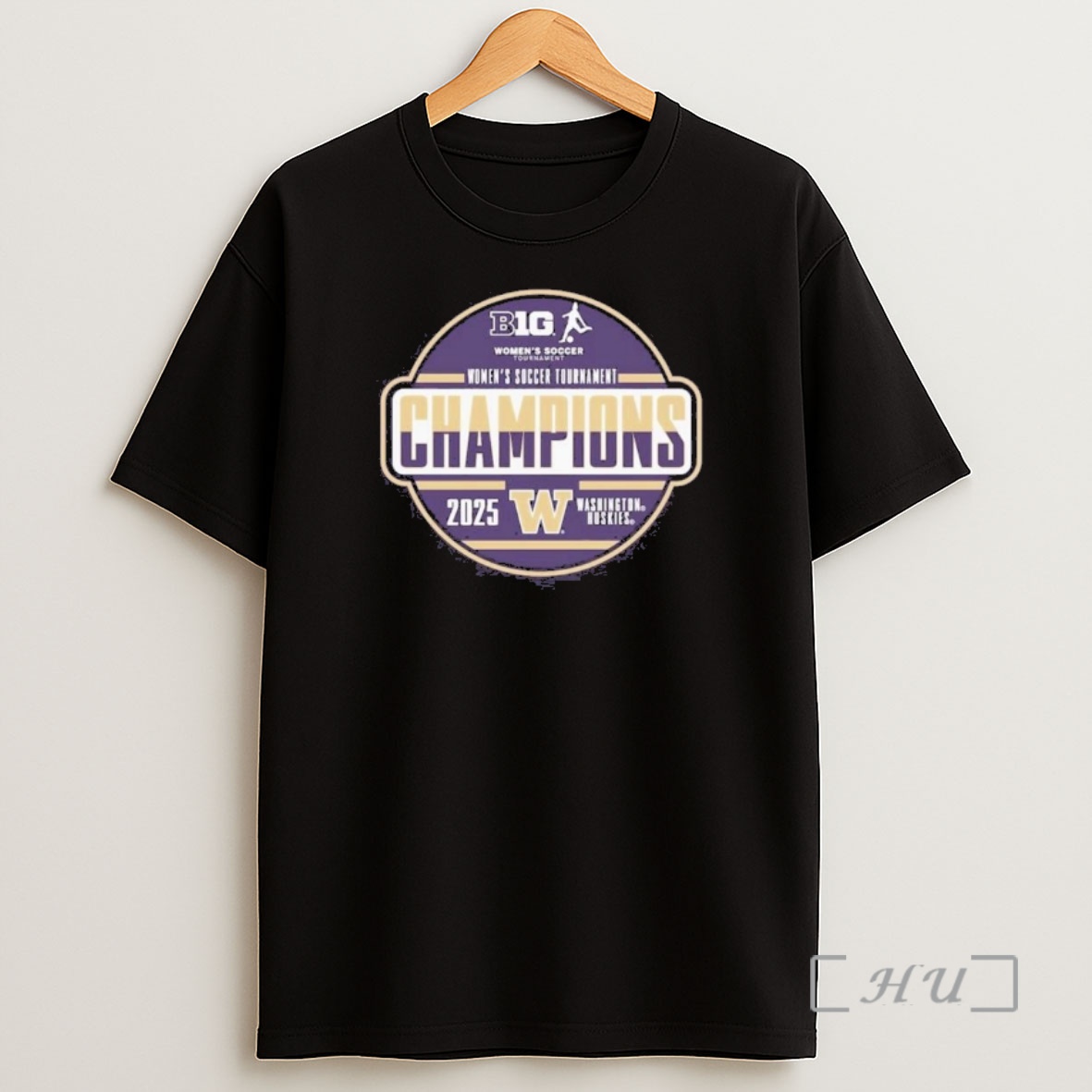 Officials Washington Huskies 2025 Big Ten Womens Soccer Tournament Champions Locker Room Premium Shirt Sweatshirt Tee