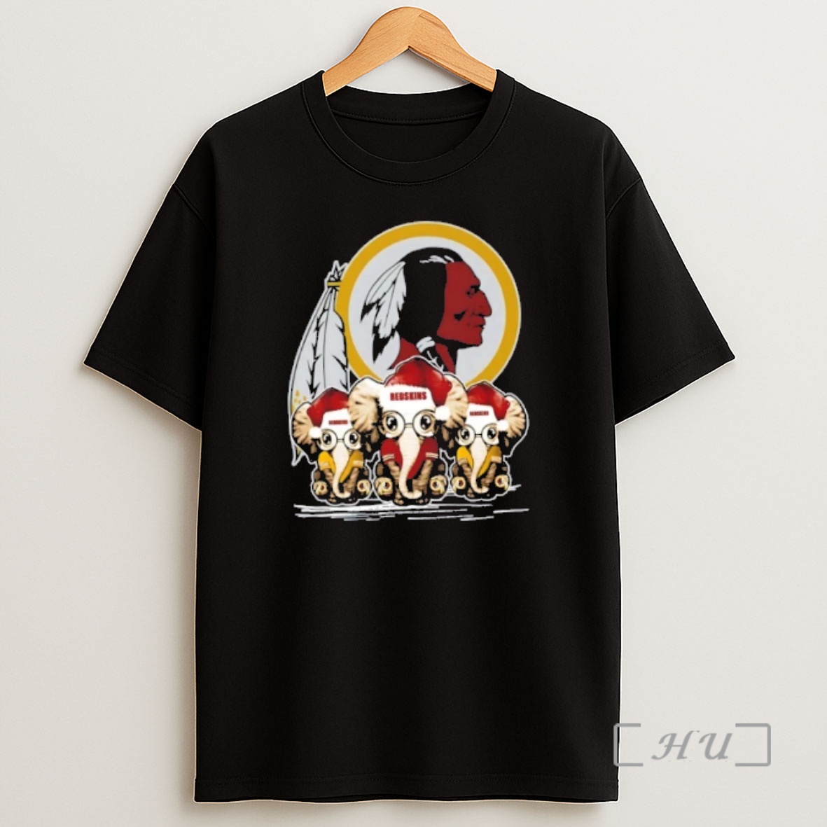 Officials Washington Redskins X Elephants Santa Hat Merry Christmas Premium Shirt Sweatshirt Tee