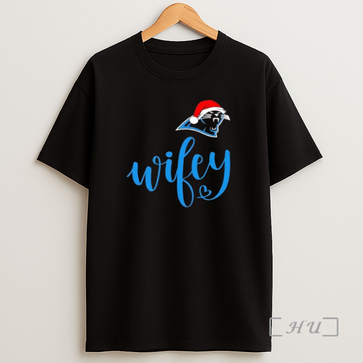 Officials Wifey Carolina Panthers Santa Hat Merry Christmas Premium Shirt Sweatshirt Tee