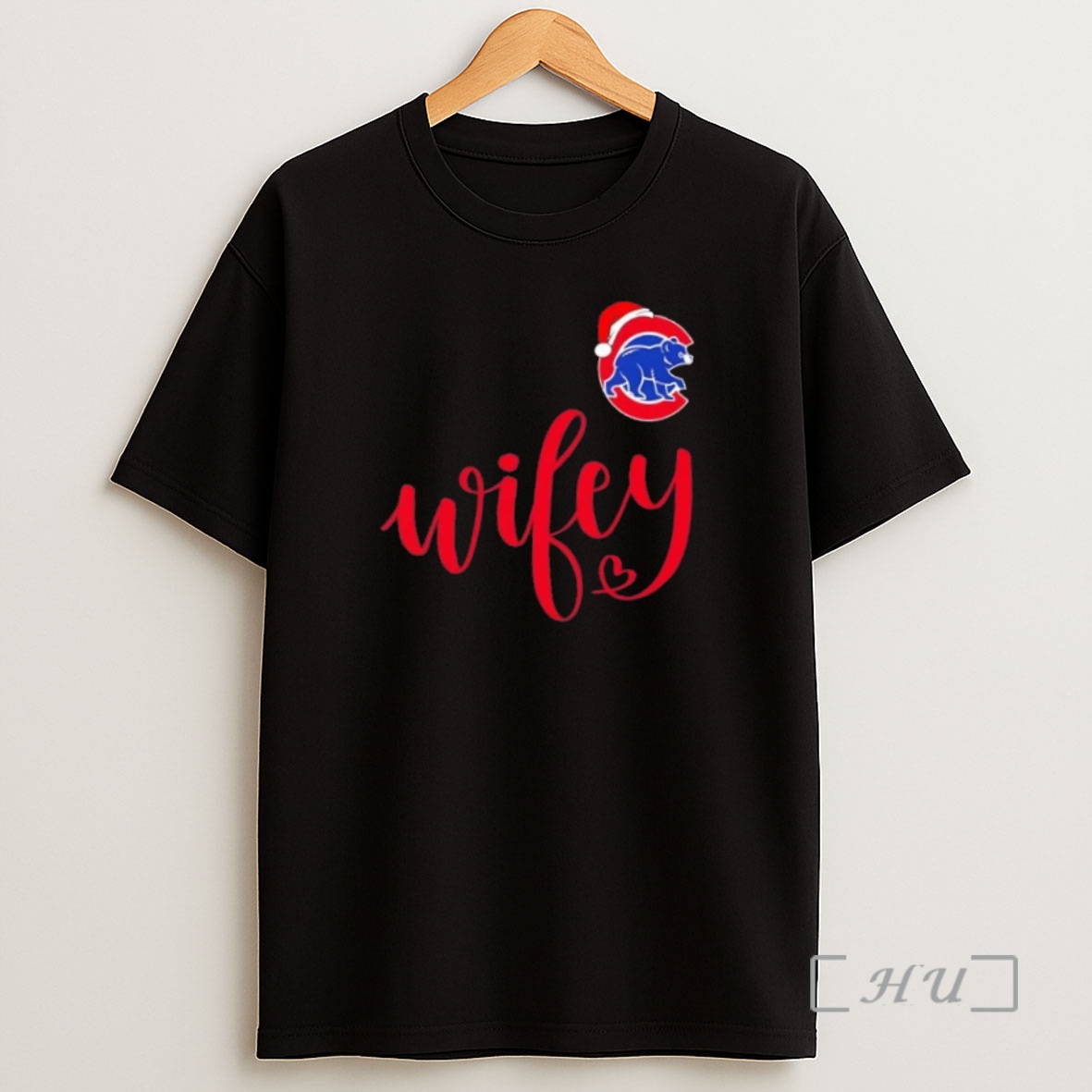 Officials Wifey Chicago Cubs Santa Hat Merry Christmas Premium Shirt Sweatshirt Tee