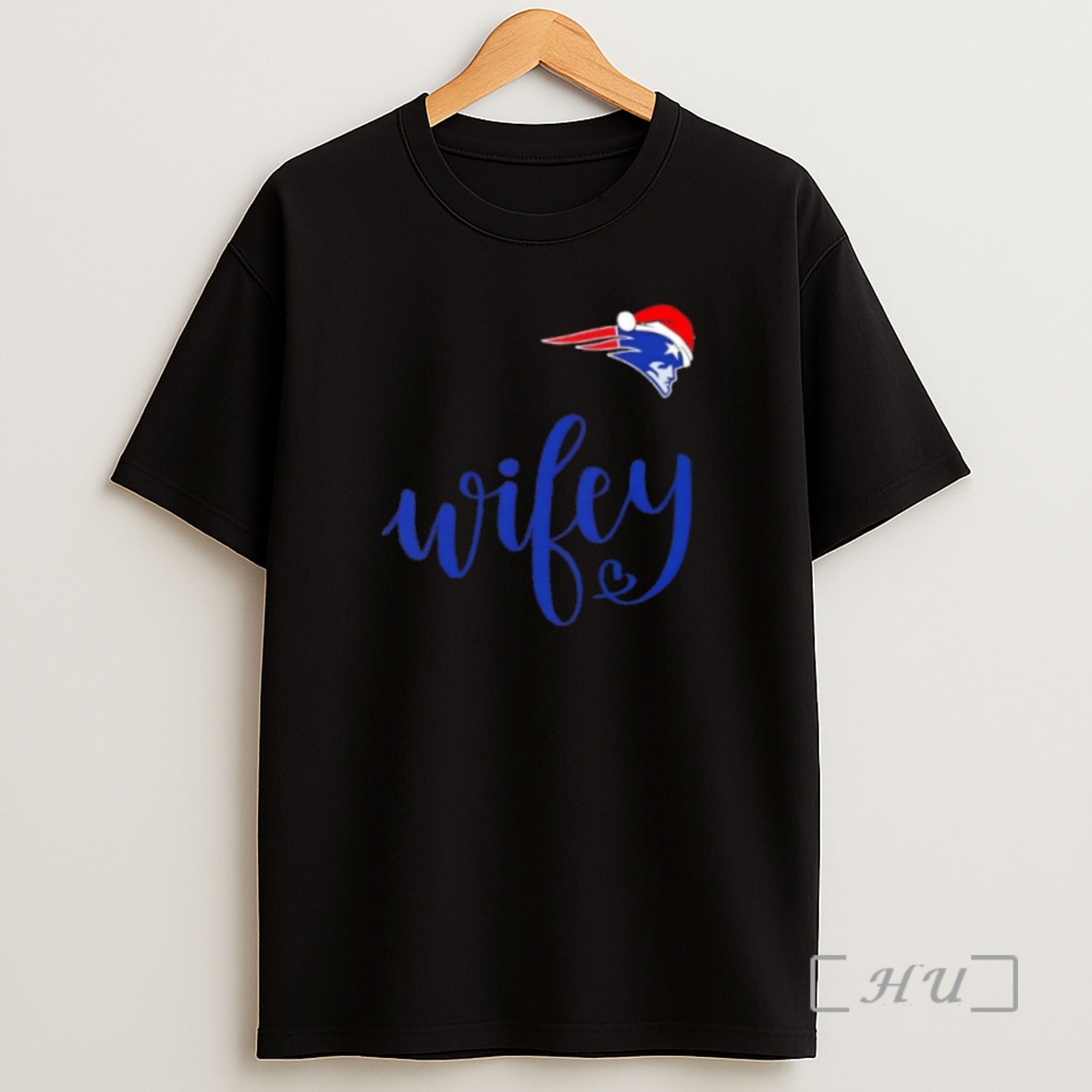 Officials Wifey New England Patriots Santa Hat Merry Christmas Premium Shirt Sweatshirt Tee
