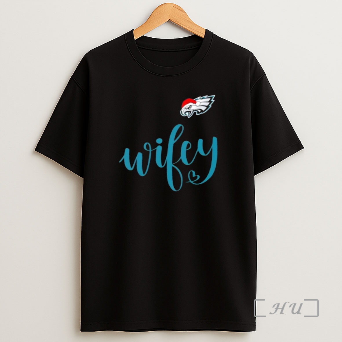 Officials Wifey Philadelphia Eagles Santa Hat Merry Christmas Premium Shirt Sweatshirt Tee
