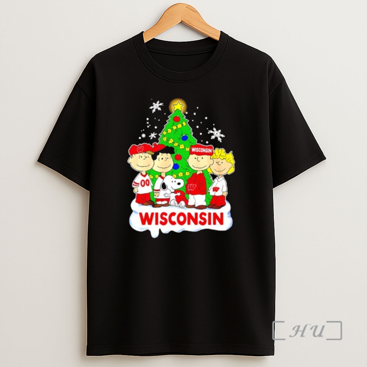 Officials Wisconsin Badgers Snoopy And The Peanuts Christmas 2025 Premium Shirt Sweatshirt Tee