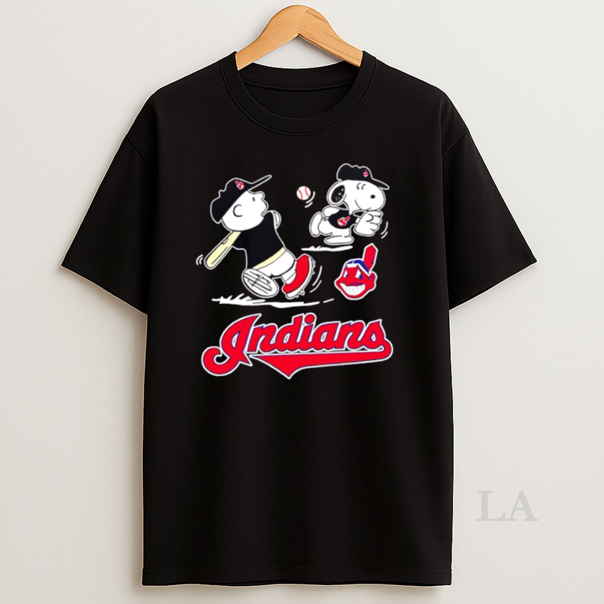 Original Awesome Peanuts Charlie Brown And Snoopy Playing Baseball Cleveland Indians Shirt