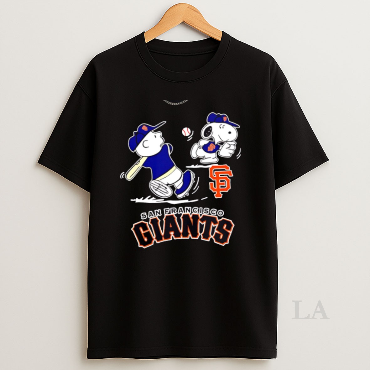Original Awesome Peanuts Charlie Brown And Snoopy Playing Baseball San Francisco Giants Shirt