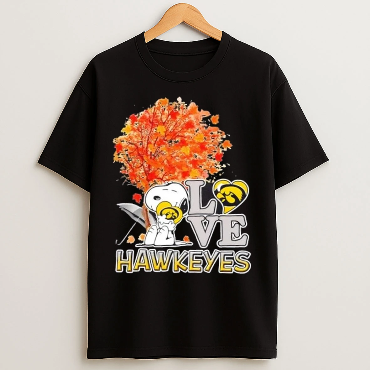 Peanuts Snoopy Hug Heart I Love Iowa Hawkeyes T Shirts