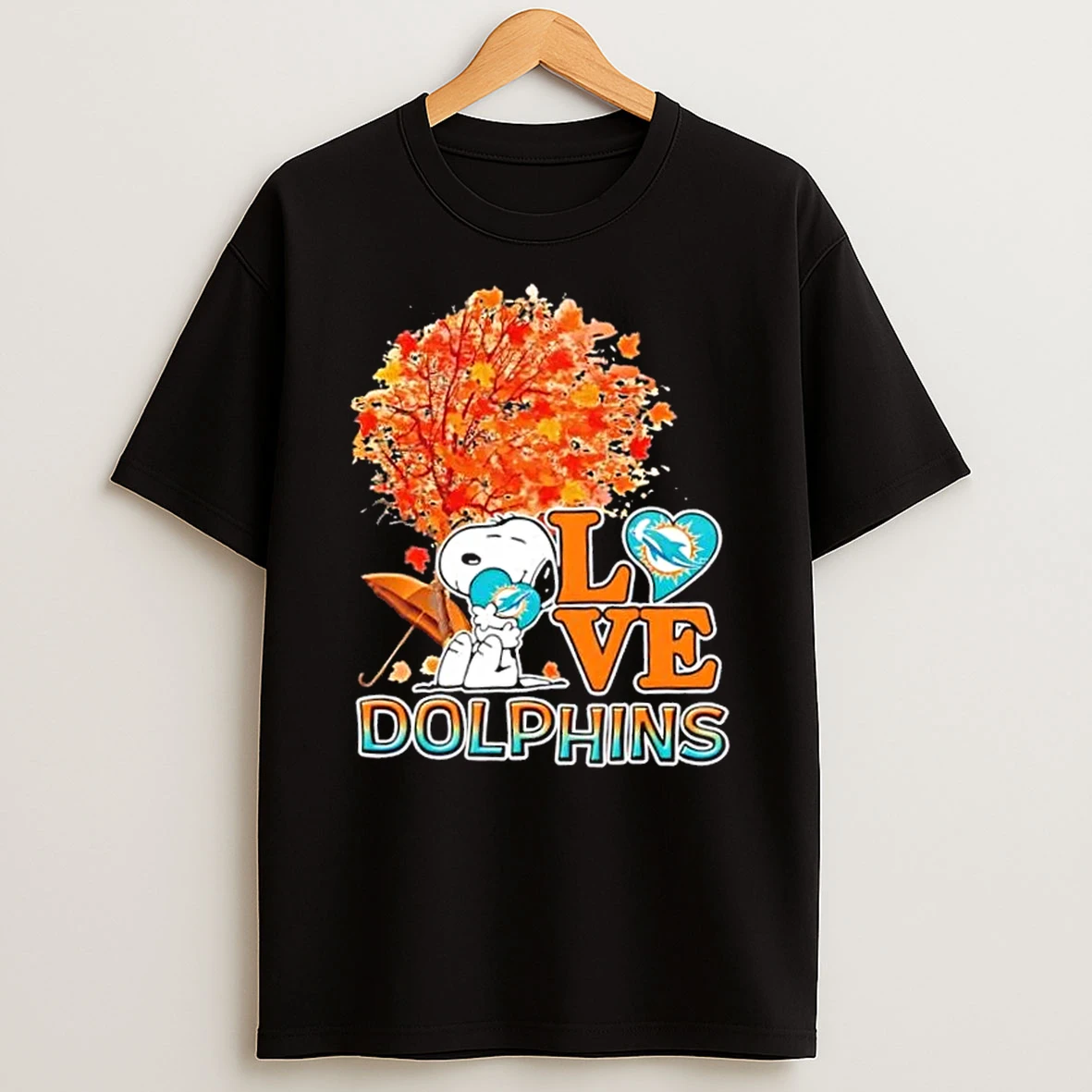 Peanuts Snoopy Hug Heart I Love Miami Dolphins Shirts
