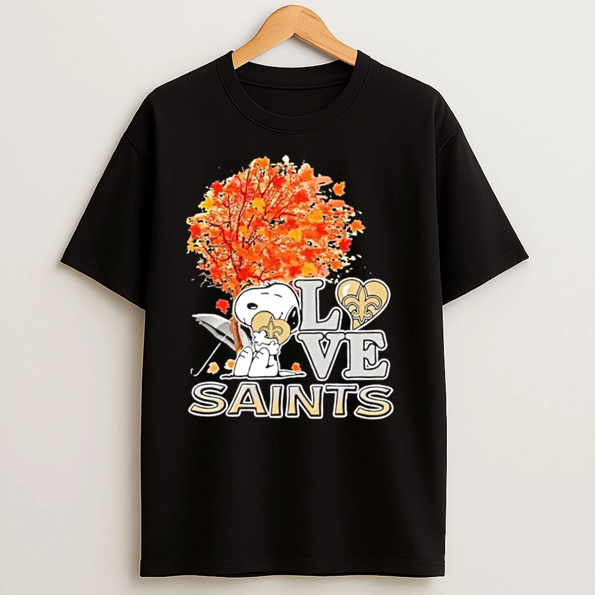 Peanuts Snoopy Hug Heart I Love New Orleans Saints T Shirts