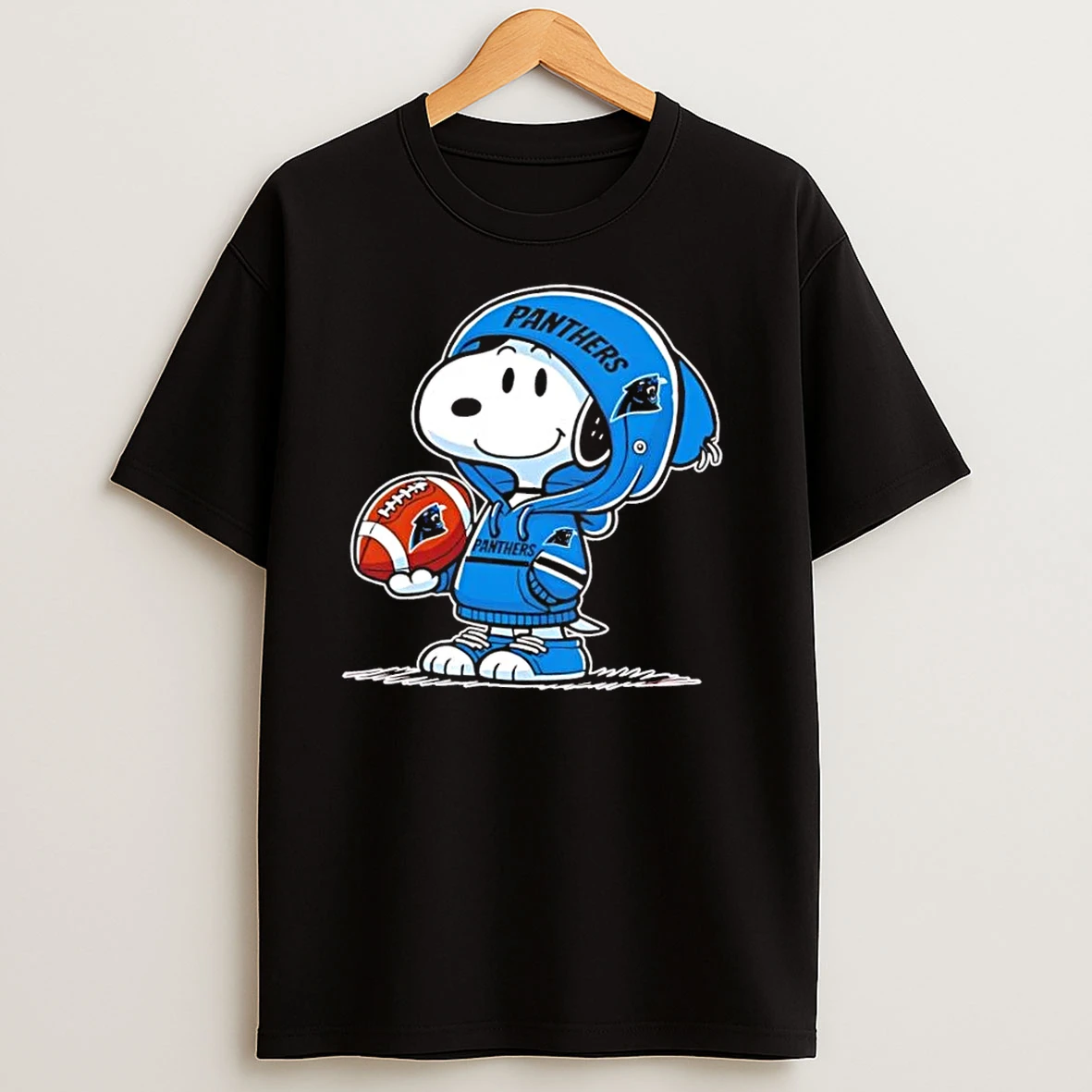 Peanuts Snoopy Wearing Carolina Panthers And Smilling At Fans T Shirts