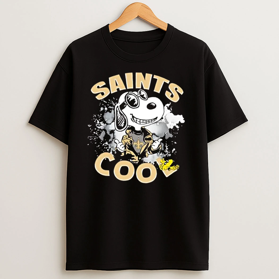 Snoopy And Woodstock New Orleans Saints Cool T Shirts