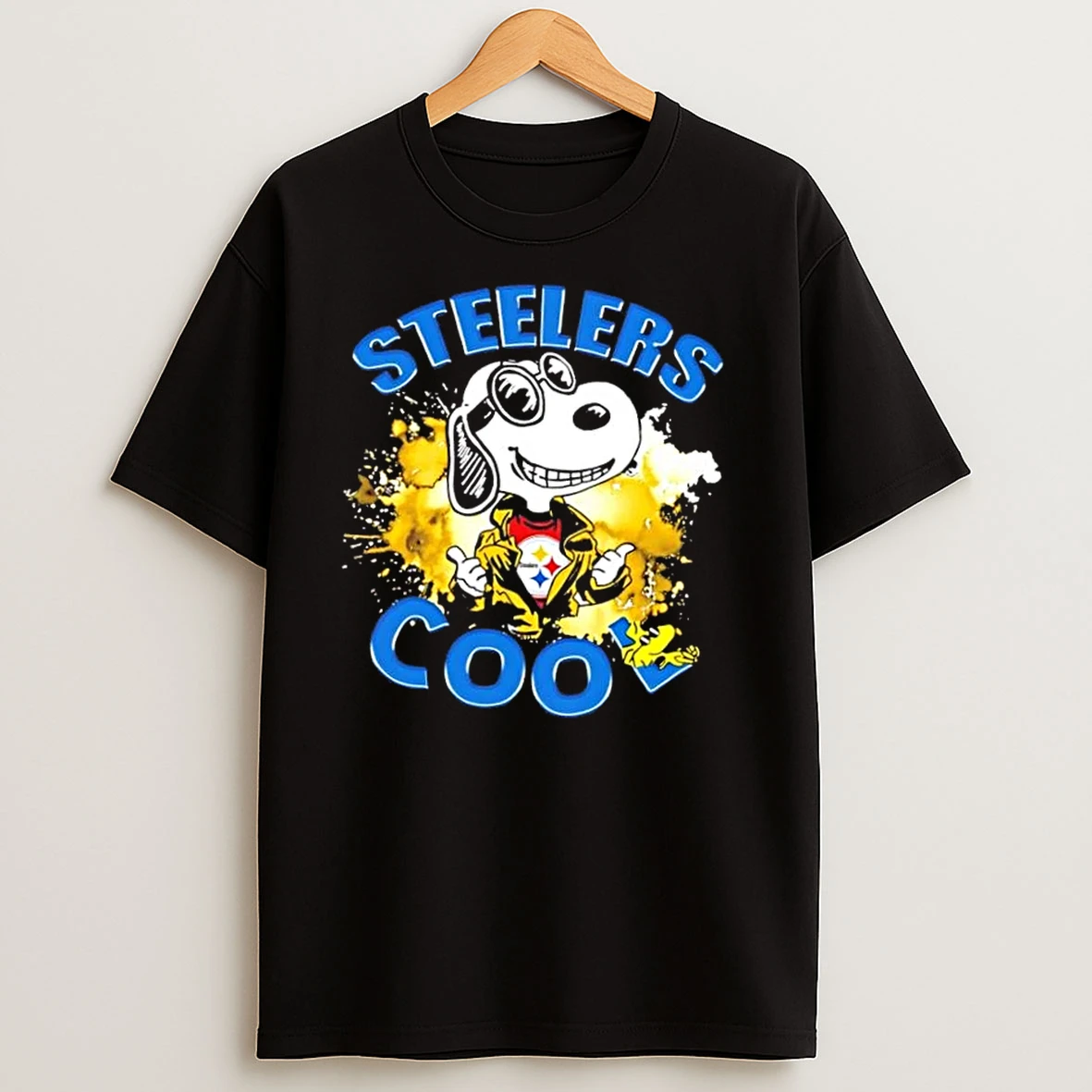 Snoopy And Woodstock Pittsburgh Steelers Cool T Shirts