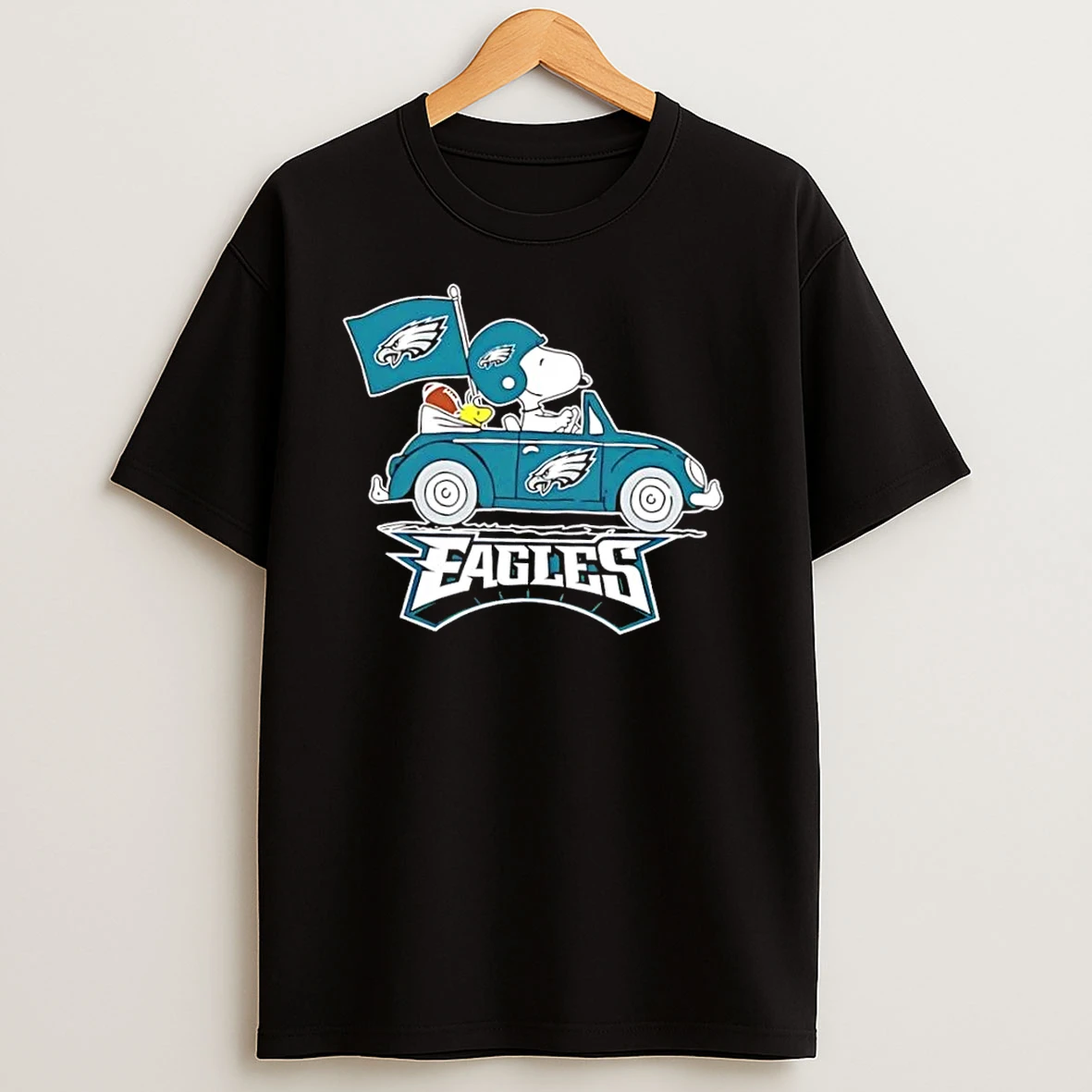 Snoopy And Woodstock Driving Car Philadelphia Eagles Football T Shirts