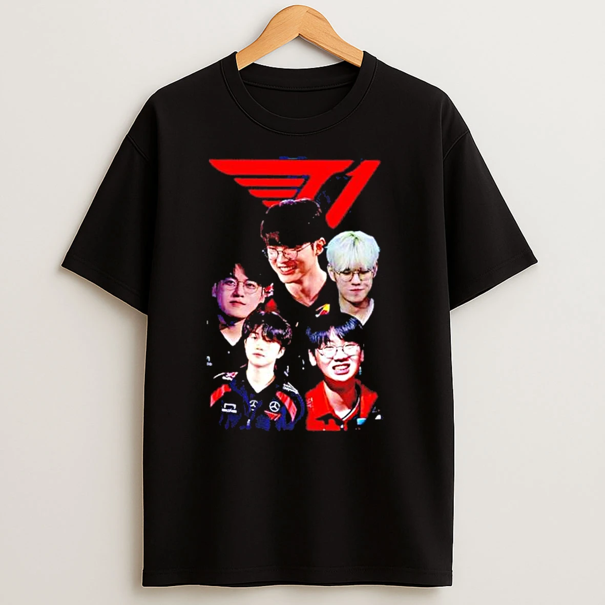 T1 Squad The Faces Of Victory T Shirts