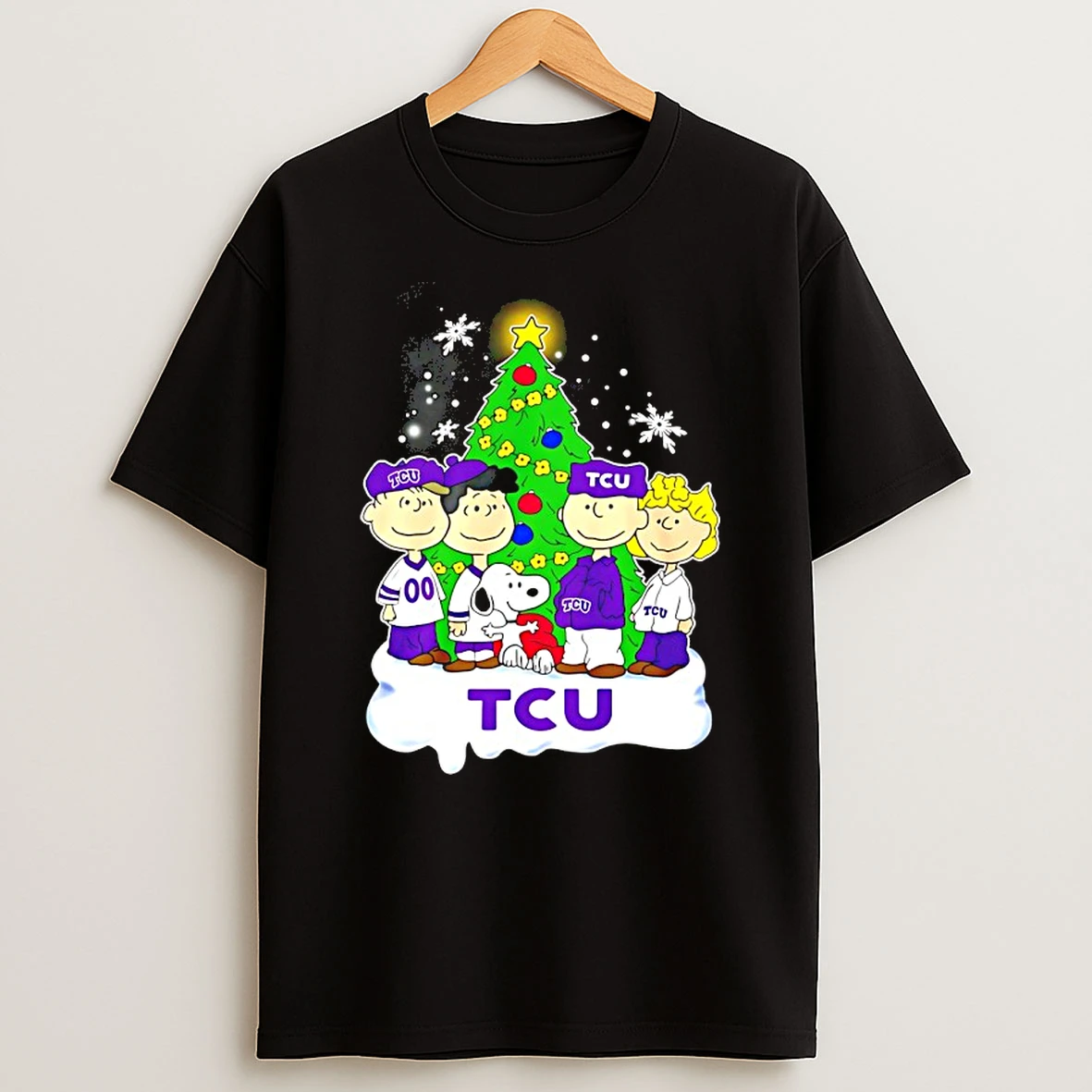 Tcu Horned Frogs Snoopy And The Peanuts Christmas 2025 Shirts