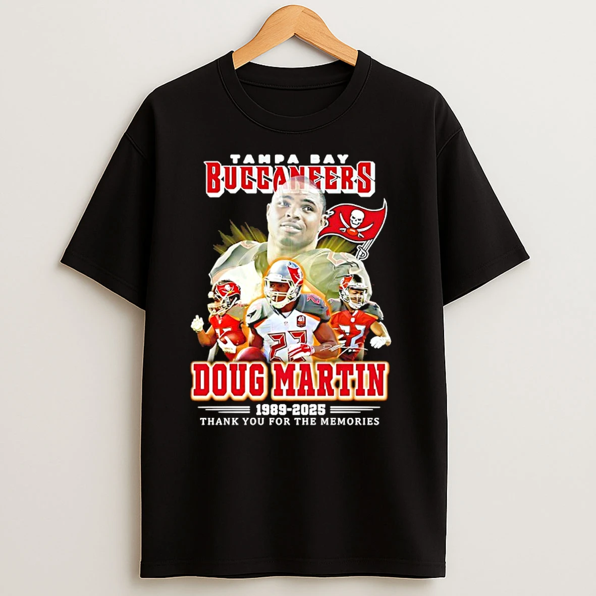 Tampa Bay Buccaneers Doug Martin 1989 2025 Thank You For The Memories Signature T Shirts
