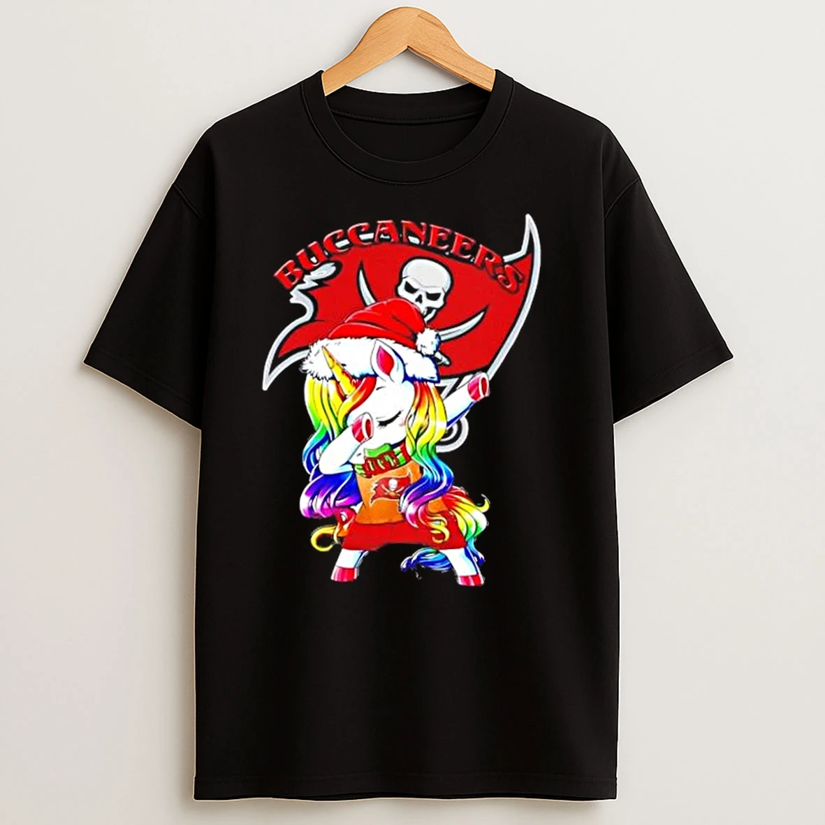 Tampa Bay Buccaneers X Unicorn Santa Hat Dabbing Merry Christmas T Shirts