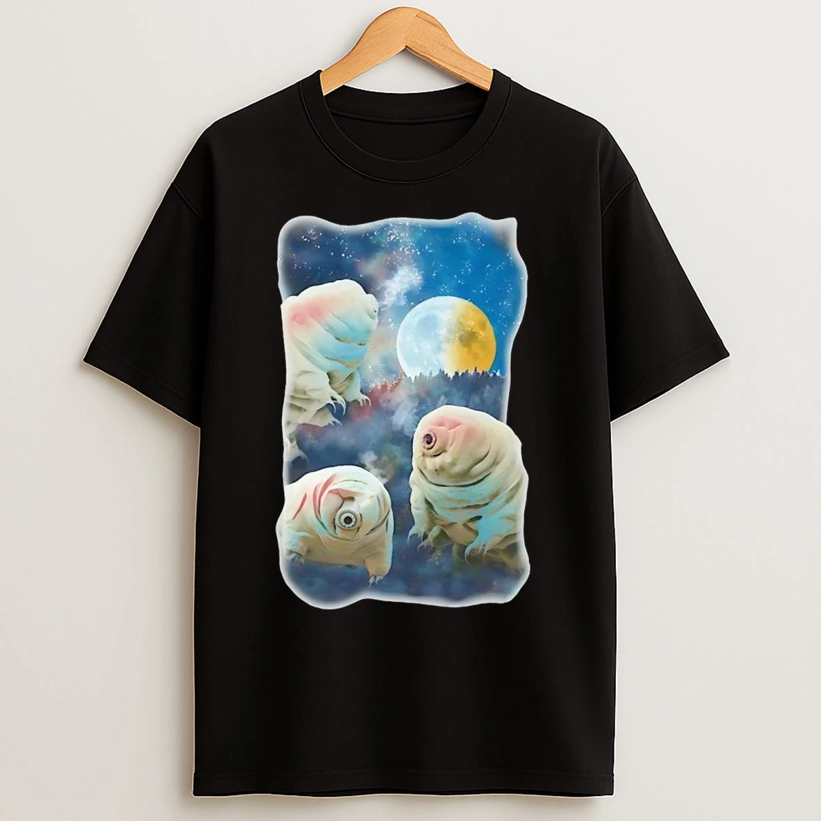 Tardigrades Howling At Moon T Shirts