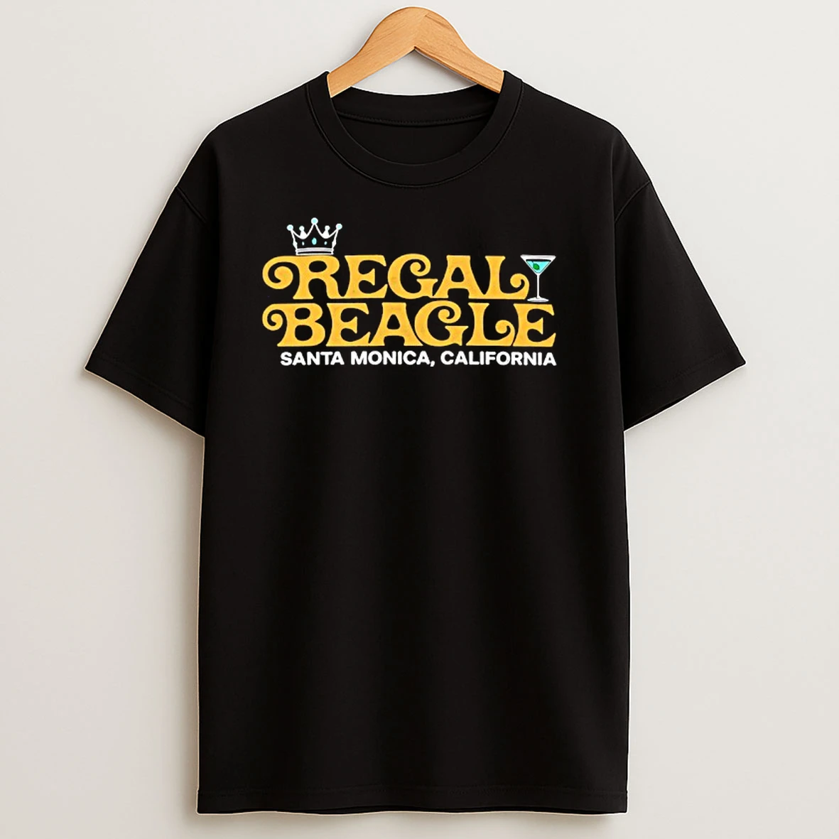 The Regal Beagle Santa Monica Ca T Shirts