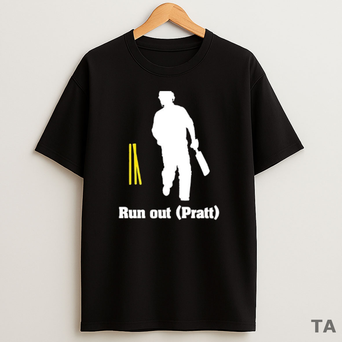 Top Run Out Pratt Sweatshirt Tee