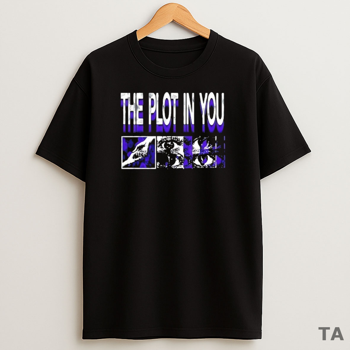 Top The Plot In You Closure Sweatshirt Tee