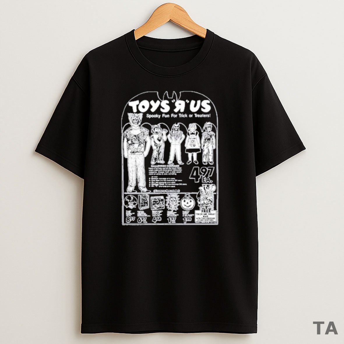 Top Toys R Us Spooky Fun For Trick Or Treaters Sweatshirt Tee