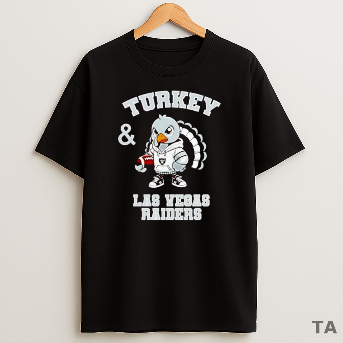 Top Turkey And Las Vegas Raiders Nfl Thanksgiving 2025 Sweatshirt Tee