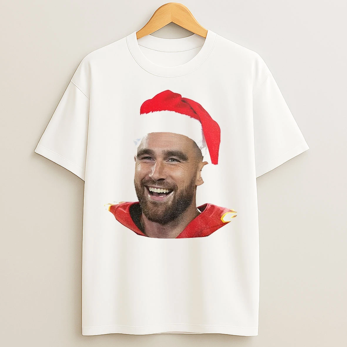 Travis Kelce Kansas City Chiefs Nfl Smiling Santa Hat Merry Christmas T Shirts
