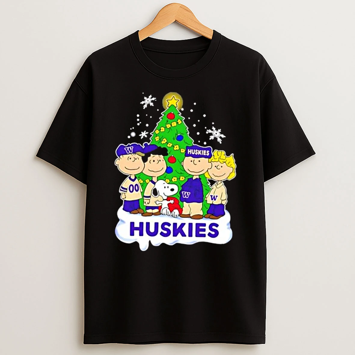 Washington Huskies X Peanuts Snoopy And Friends Christmas Tree Shirts