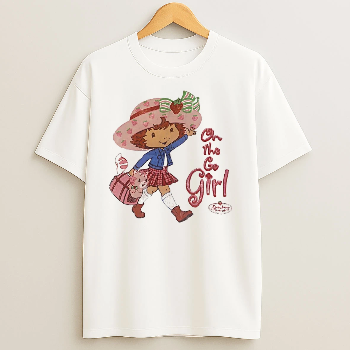 Strawberry Shortcake On The Go Girl T Shirts