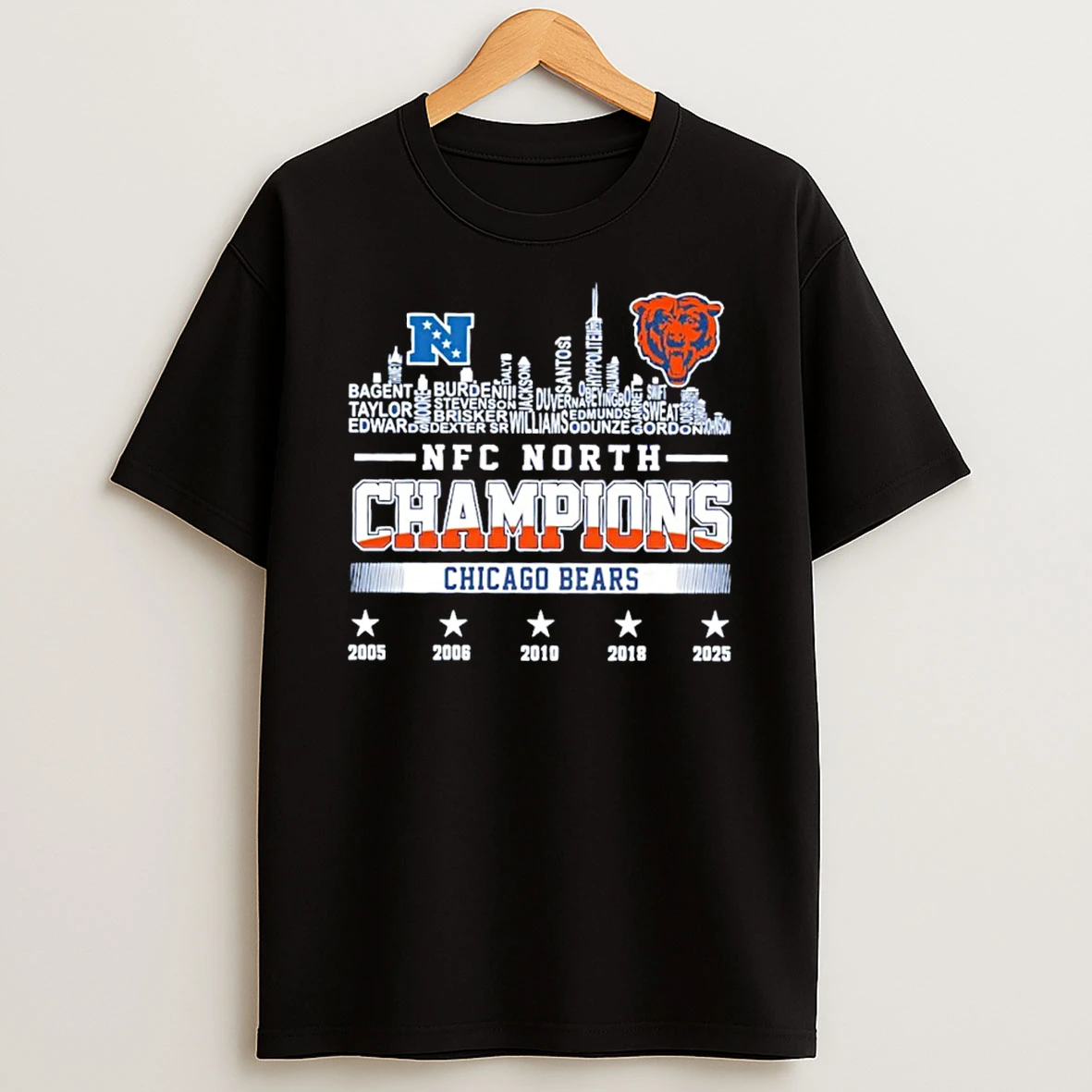 Chicago Bears 2025 Nfc North Champions 5 Time City Skyline Shirts