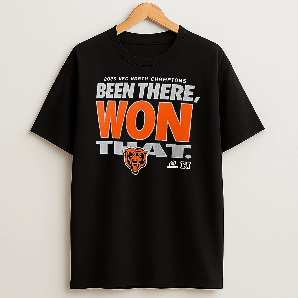 Chicago Bears Nfl Playoffs Nfc North Champions Division Champion 2025 Been There Won That Super Helmet Shirts