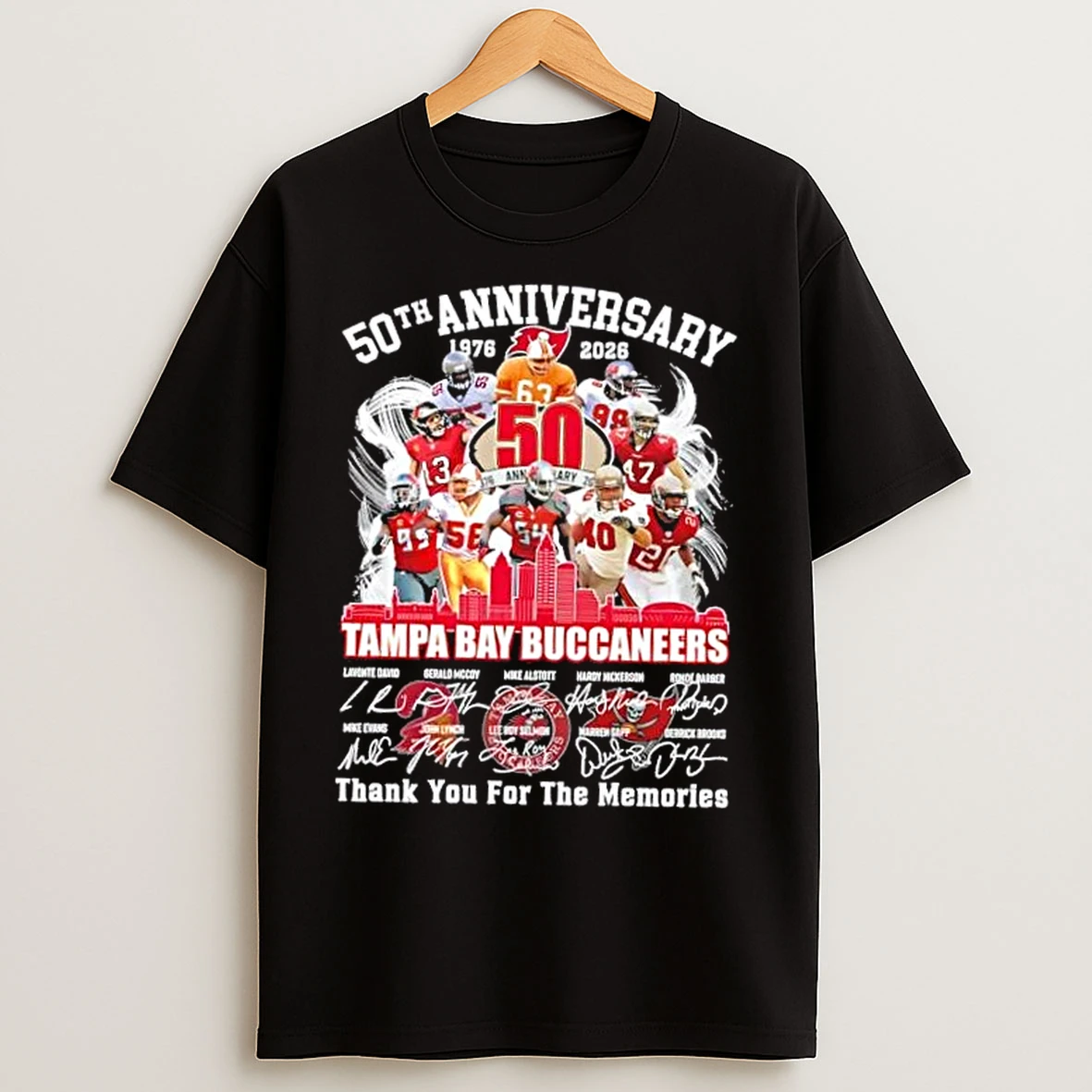Classic 50th Anniversary 1976 2026 Lavonte David And Legends Thank You For The Memories Signatures Skyline T Shirts