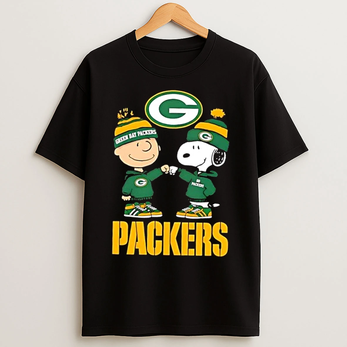 Classic Charlie Brown Fist Bump Snoopy Green Bay Packers T Shirts