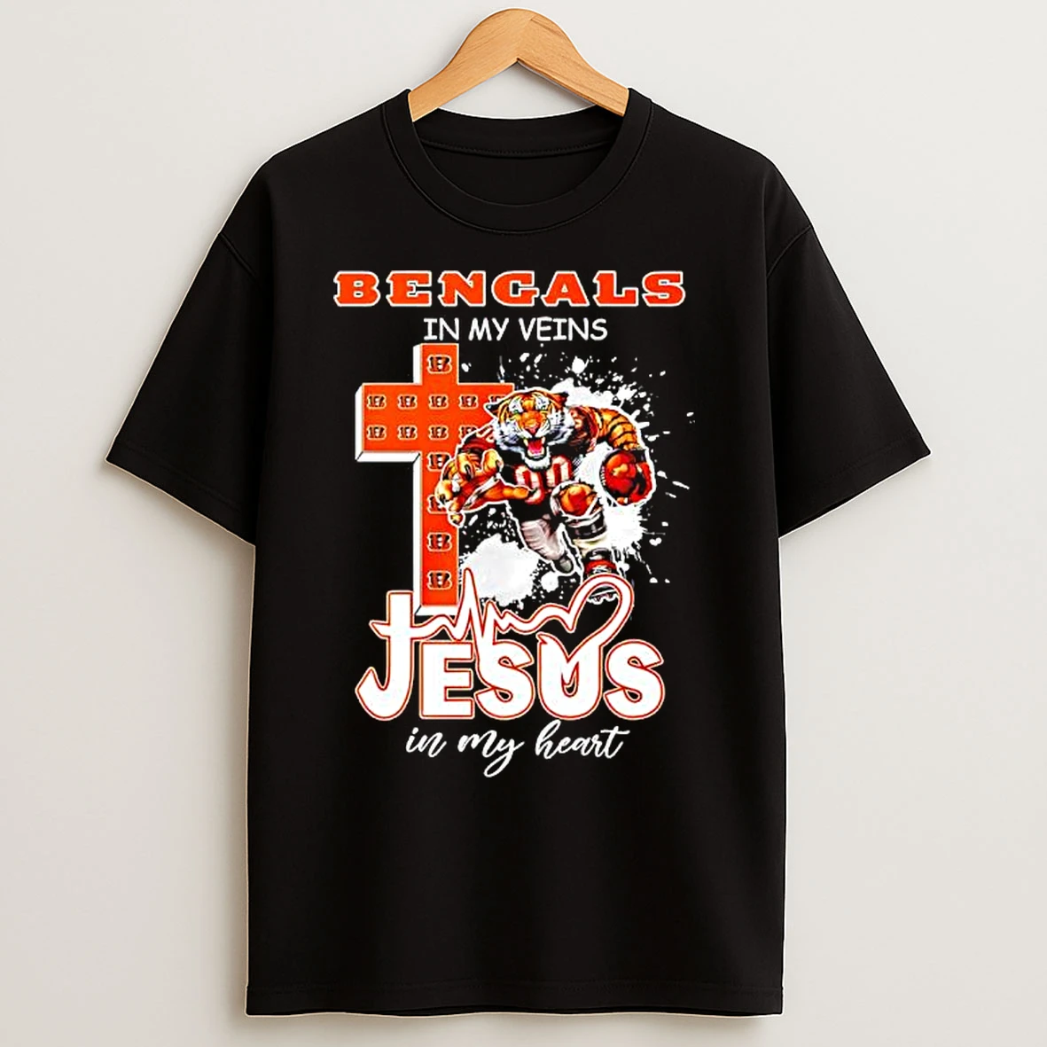 Classic Cincinnati Bengals In My Veins Jesus In My Heart Features A Football Player Logos Cross T Shirts