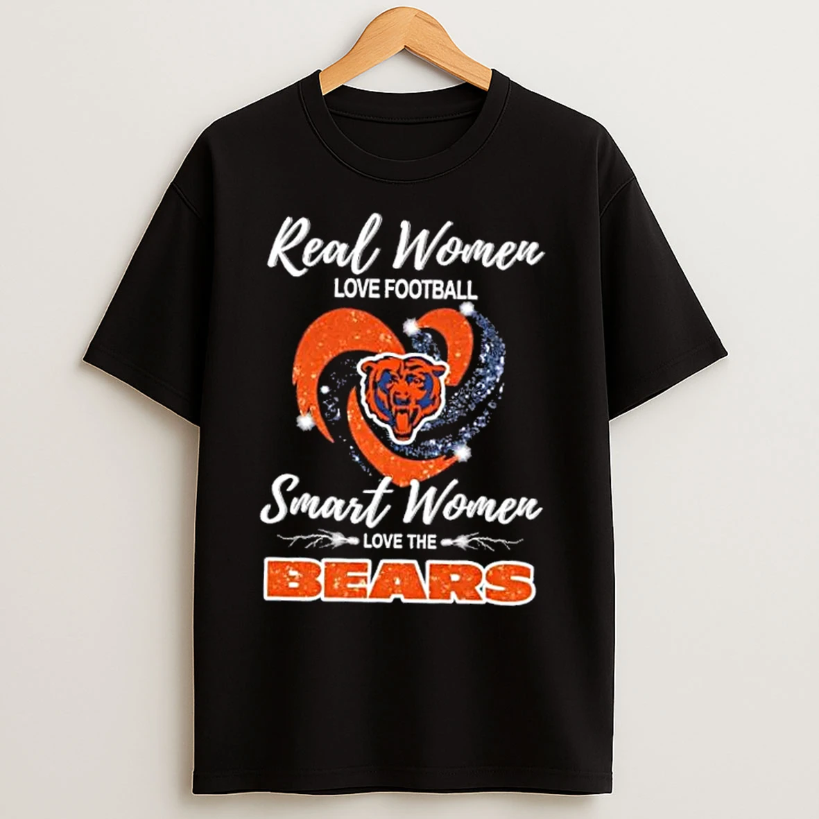 Classic Crystal Heart Real Women Love Football Smart Women Love The Chicago Bears Lightning T Shirts